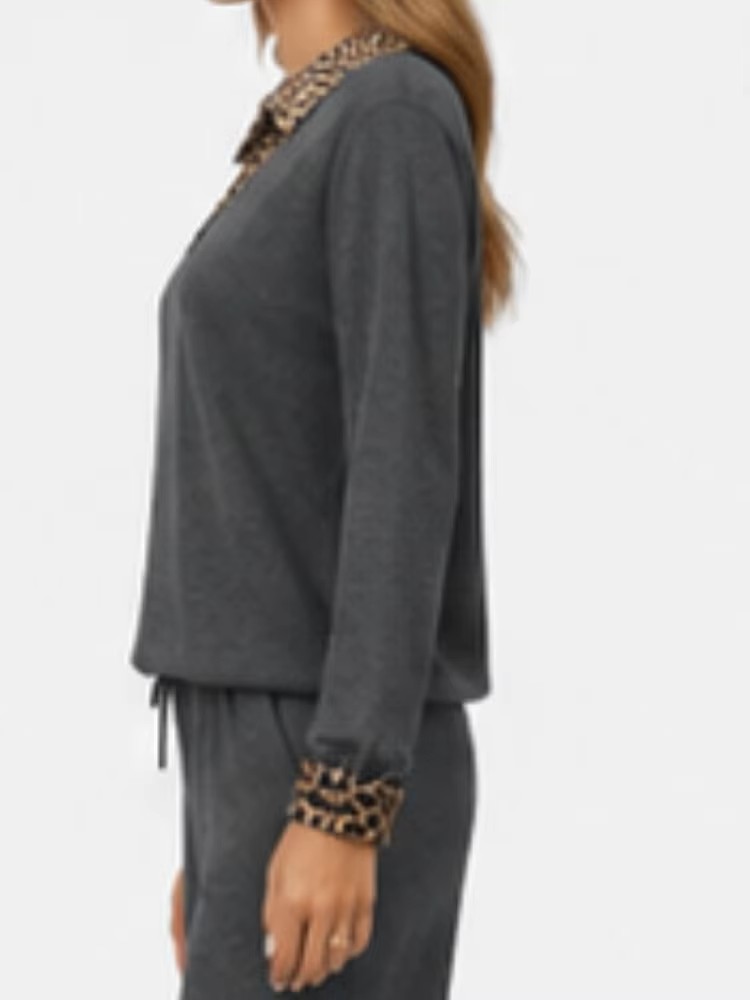 A ladies' V-neck long-sleeved  - огляд і ціна Women Formal Wear Office